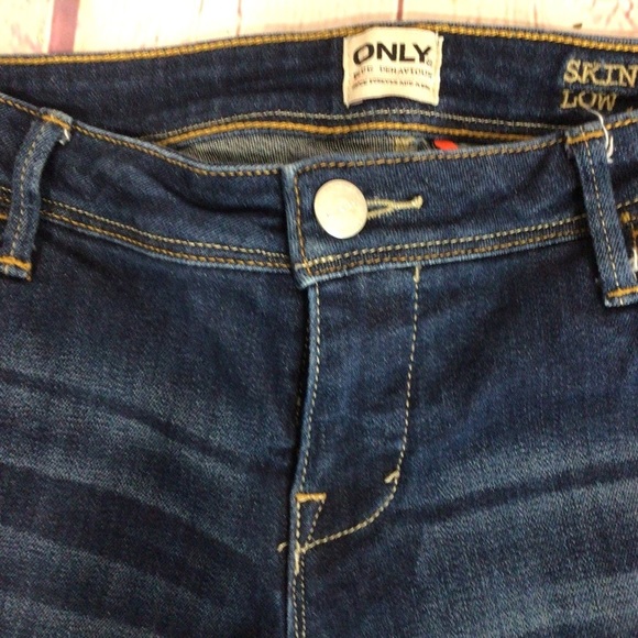 ONLY Blue Behavior Skinny Low Rise Blue Denim Jeans - Size 27W x 34L - Picture 7 of 10